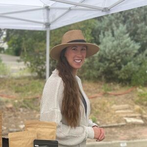 Meet your Posher, Sarah